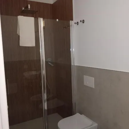 Middle Town アパート