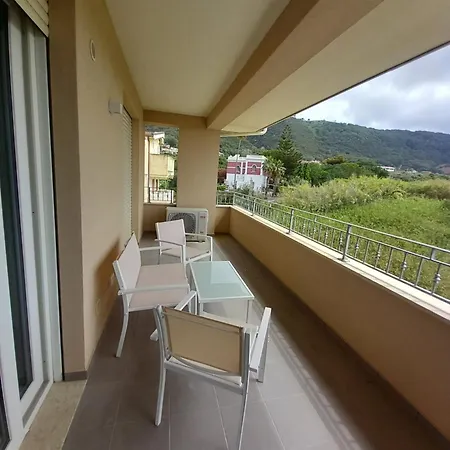 Middle Town アパート *