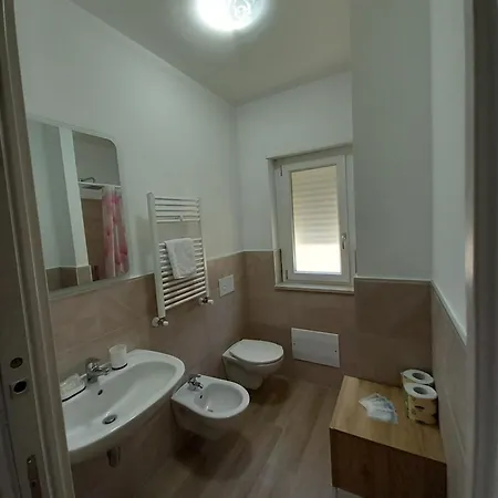 Middle Town トロペーア