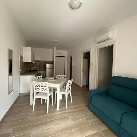 Apartment Middle Town