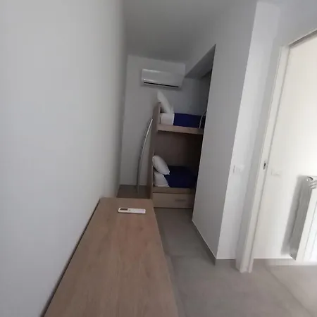 Middle Town * Tropea