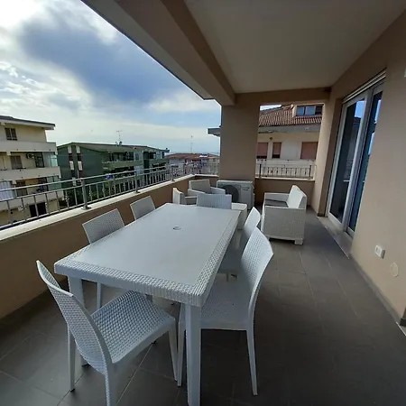 Apartment Middle Town