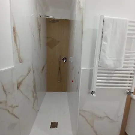 Middle Town Apartment