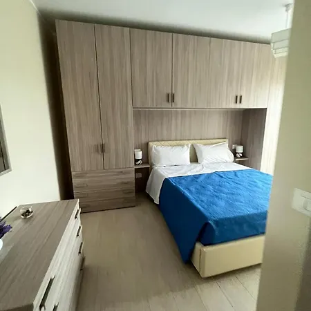 Apartment Middle Town