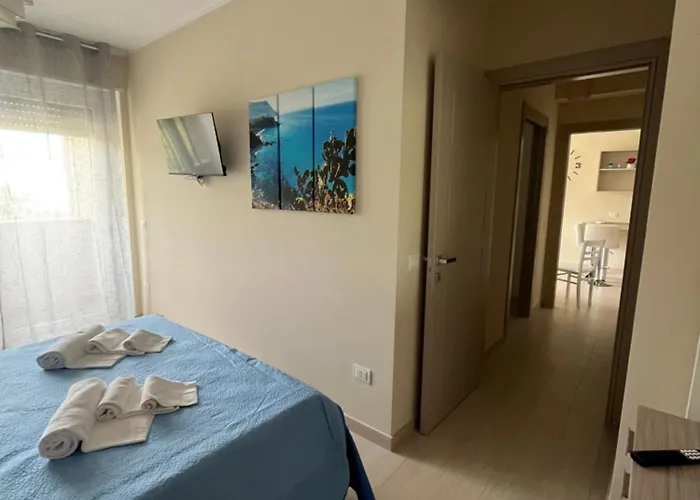 Middle Town 公寓 *