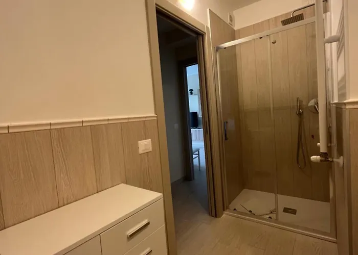 Middle Town * 特罗佩阿